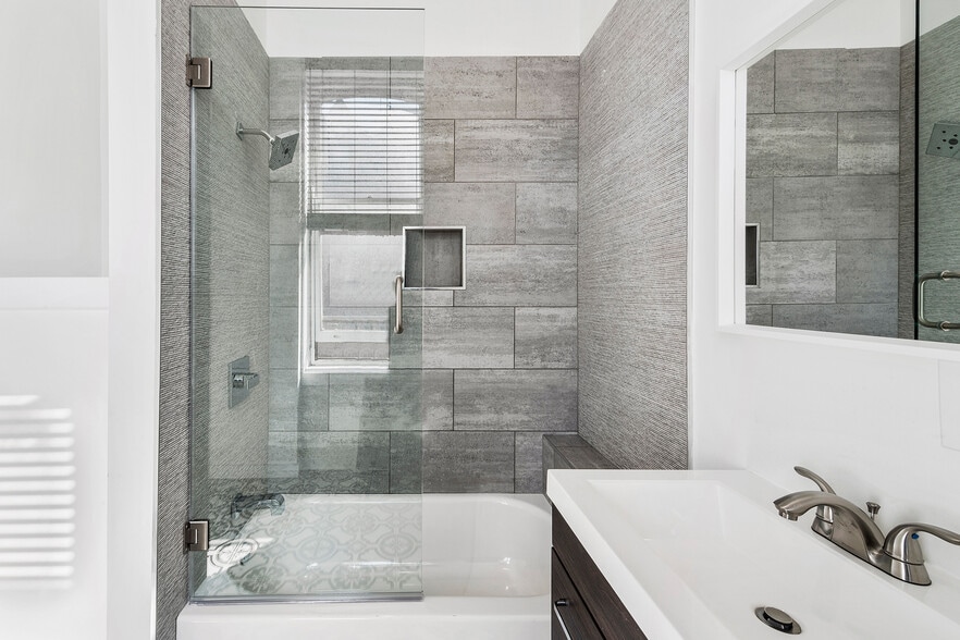 More Photos Of 1935 Spruce St, Philadelphia Apartments For Sale