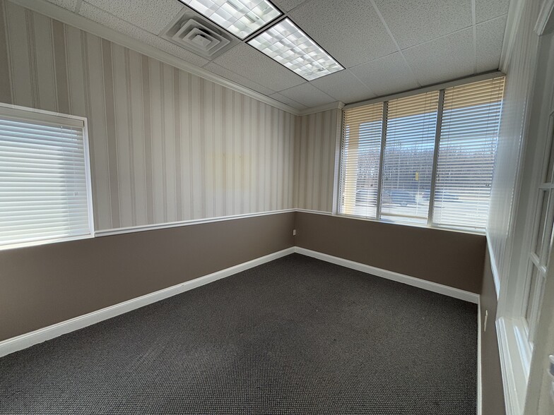 More Photos Of 2313 Mount Holly Rd, Burlington Medical For Sale