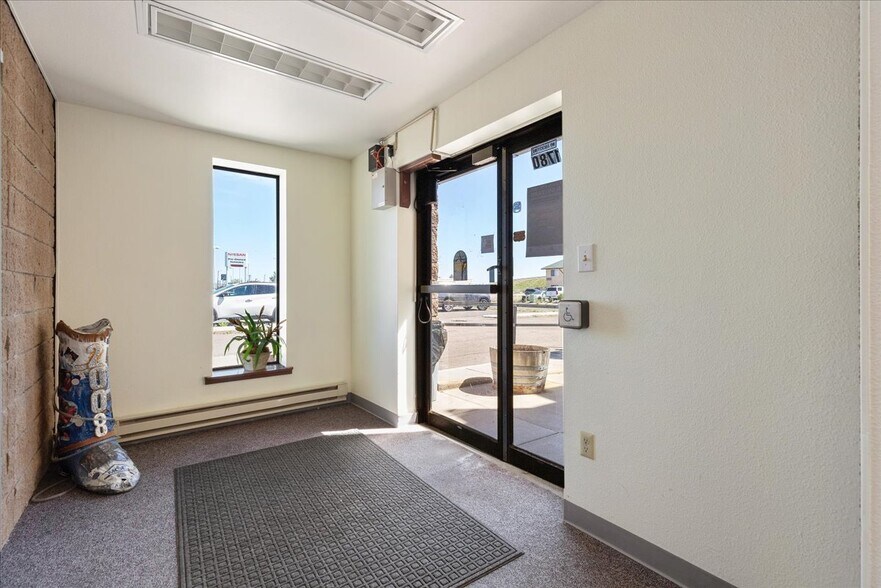 More Photos Of 1780 Westland Rd, Cheyenne Office For Sale