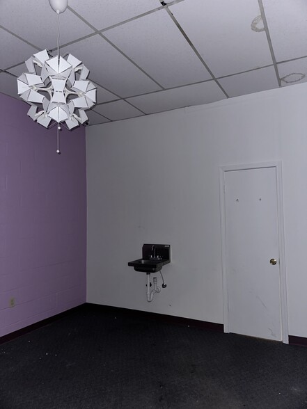 More Photos Of 5716-5760 Stage Rd, Bartlett Unknown For Lease