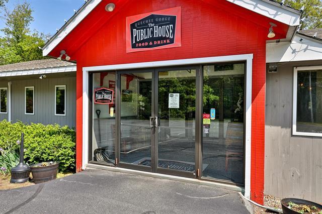 More Photos Of 20 Public Way, Quechee Restaurant For Sale
