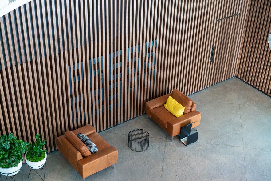 More Photos Of 200 E Van Buren St, Phoenix Office For Lease