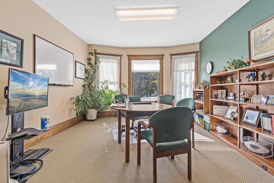More Photos Of 227 S Arch Ave, New Richmond Office For Sale