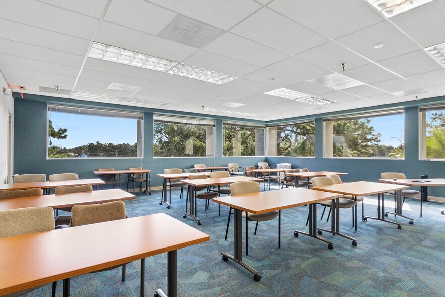 More Photos Of 2201 Lucien Way, Maitland Office For Lease