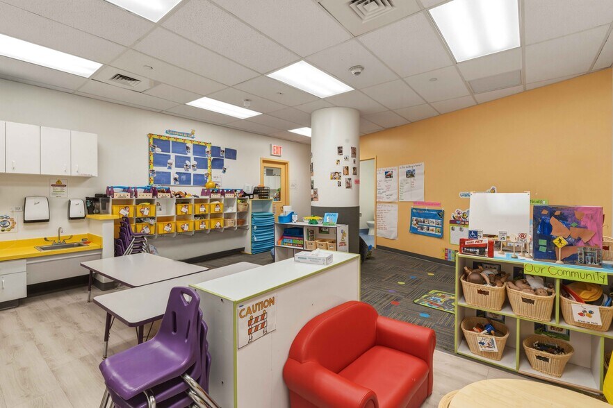 More Photos Of 2728 Thomson Ave, Long Island City Apartments For Sale