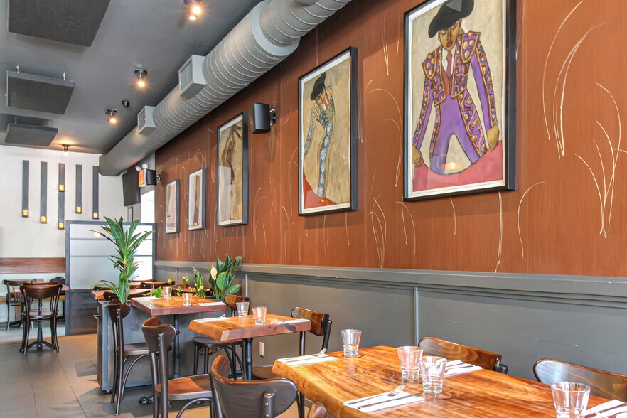 More Photos Of 325-327 Stuyvesant Ave, Brooklyn Storefront Retail Residential For Lease