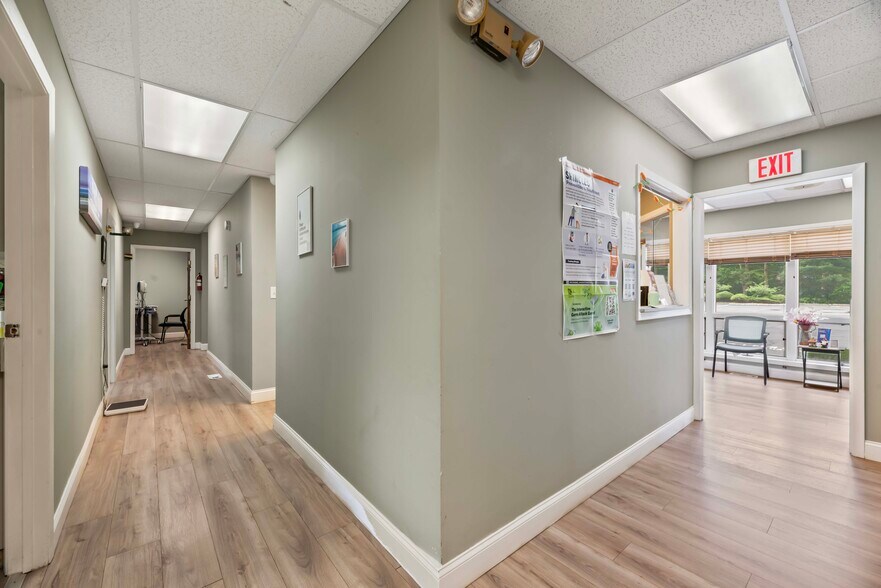 More Photos Of 1594-1600 US Highway 130, North Brunswick Medical For Sale