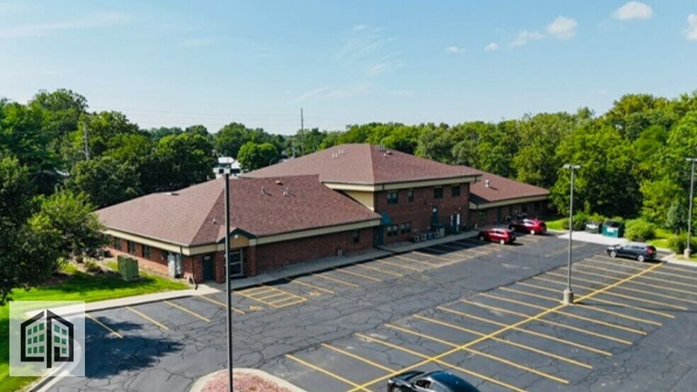 More Photos Of 3001 86th St, Urbandale Medical For Sale