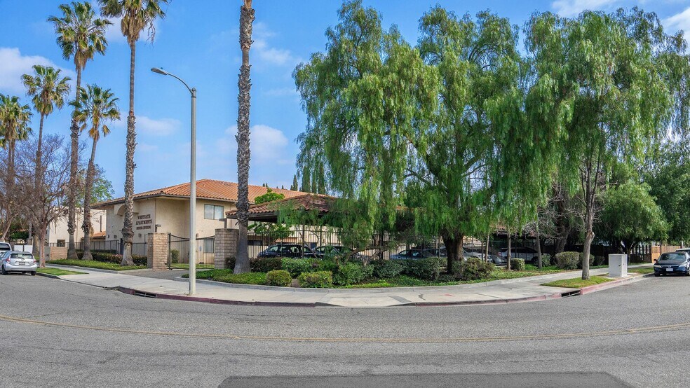 More Photos Of 1850 Williams St, Simi Valley Apartments For Sale