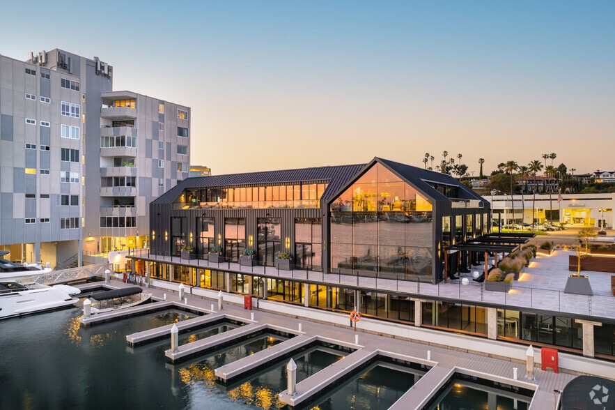 More Photos Of 3101 W Coast Hwy, Newport Beach Office For Lease