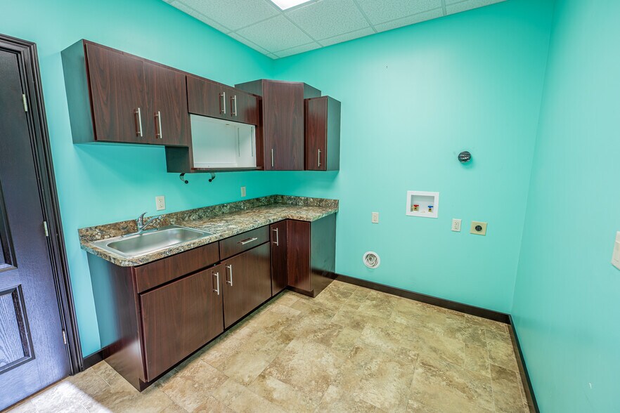 More Photos Of 8550 NE 138th Ln, The Villages Medical For Sale