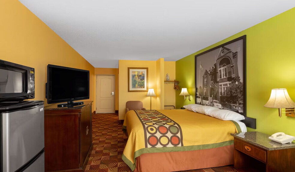 More Photos Of 10 Midway Rd, Eldon Hotel For Sale