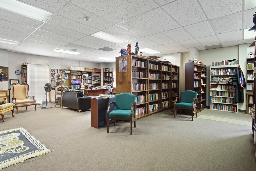 More Photos Of 5900 Reynolds Rd, Morrow Loft Creative Space For Lease