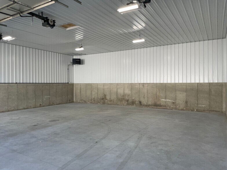 More Photos Of 111 N Roosevelt Ave, Piqua Industrial For Lease