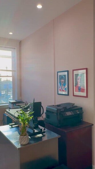 More Photos Of 4764-4774 N Lincoln Ave, Chicago Storefront Retail Office For Lease