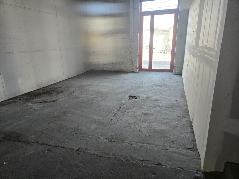 More Photos Of 51 Van Brunt St, Brooklyn Warehouse For Lease