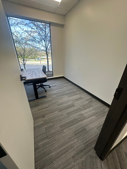 More Photos Of 515 Rivergate Pky, Goodlettsville Office For Lease
