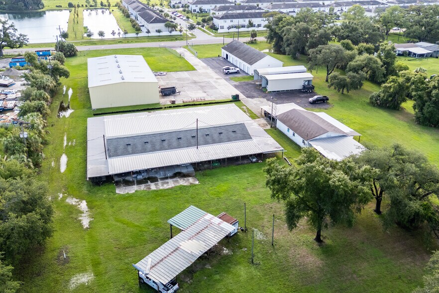 More Photos Of 6901 S 78th St, Riverview Warehouse For Lease