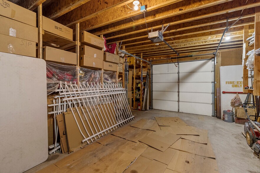 More Photos Of 7807 Saint Charles Rock Rd, Saint Louis Freestanding For Sale