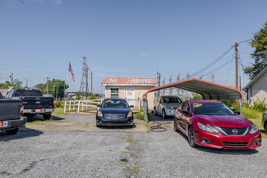 More Photos Of 36 W Butler St NW, Rome Specialty For Sale