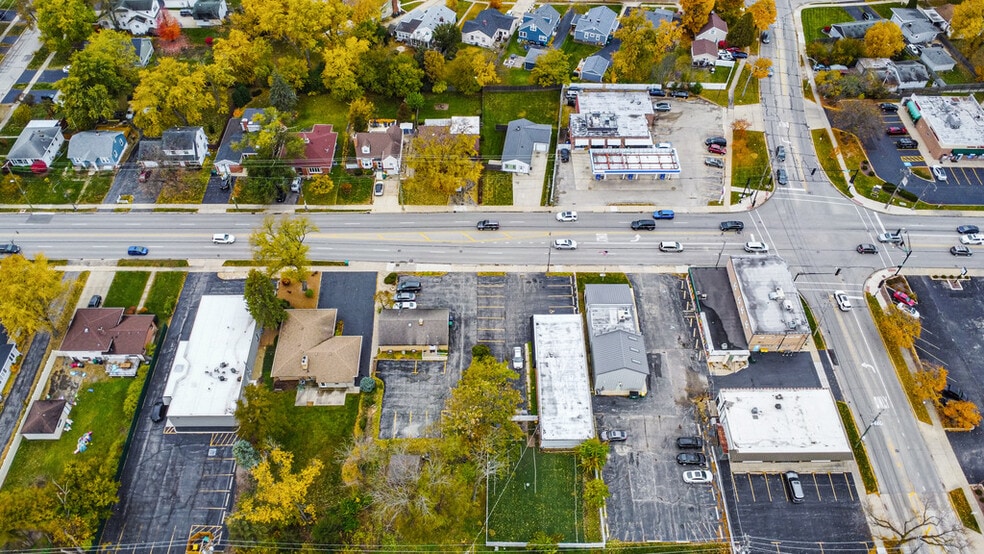 More Photos Of , Lombard Office For Sale