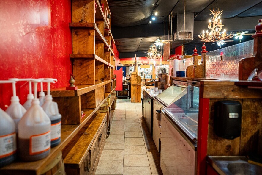 More Photos Of 1000 W SR 9, Virgin Freestanding For Sale