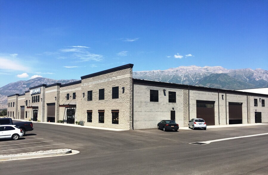More Photos Of 426 E 1750 N, Vineyard Warehouse For Lease