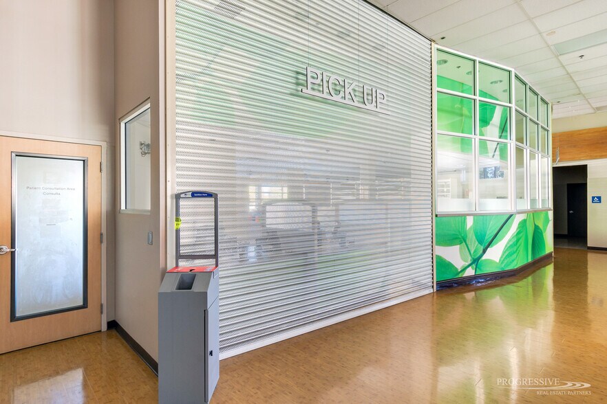 More Photos Of 15890 Soquel Canyon Pky, Chino Hills Drugstore For Lease