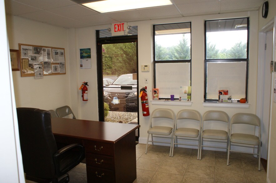 More Photos Of 51 Everett Dr, West Windsor Light Manufacturing For Lease