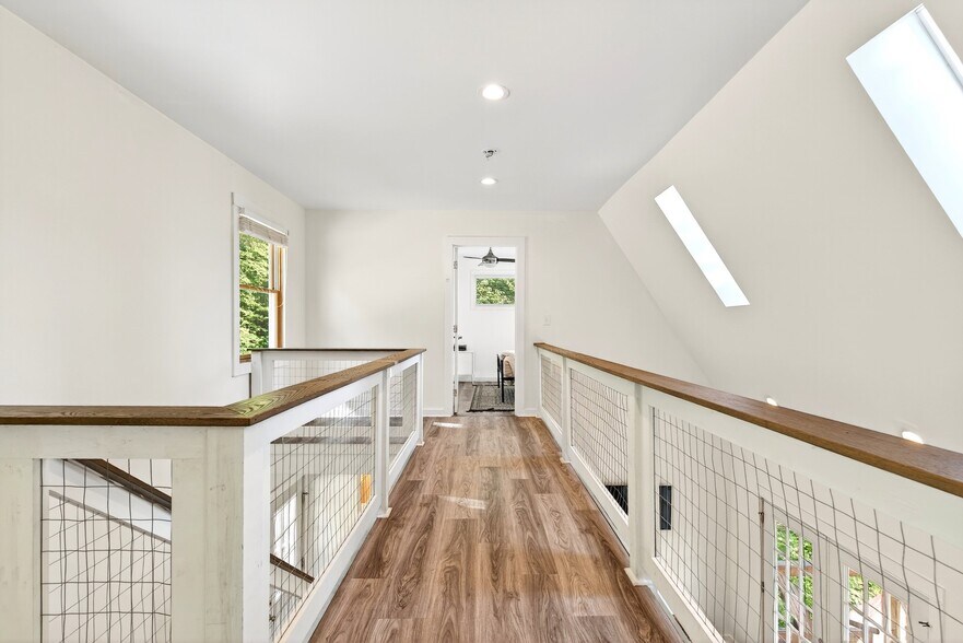 More Photos Of 8026 Buck Creek Rd, Marion Apartments For Sale