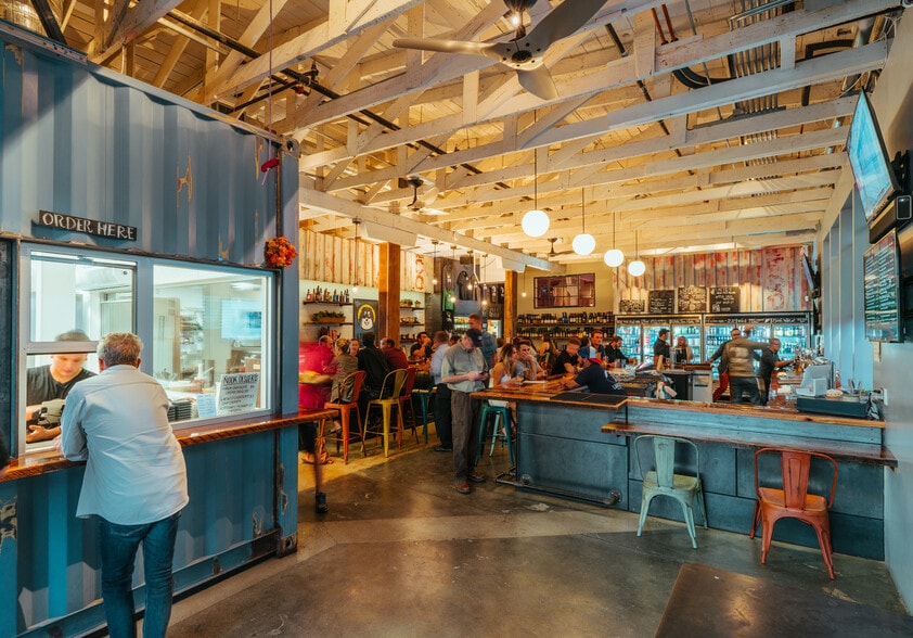 More Photos Of 120 Santa Barbara St, Santa Barbara General Retail For Lease