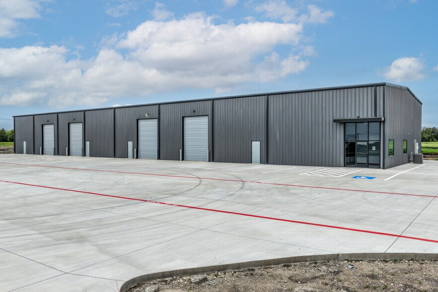 More Photos Of 1400 S State Hwy 78, Farmersville Industrial For Lease