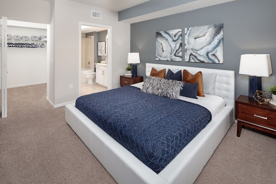 More Photos Of 3880 W Broward Blvd, Fort Lauderdale Apartments For Lease