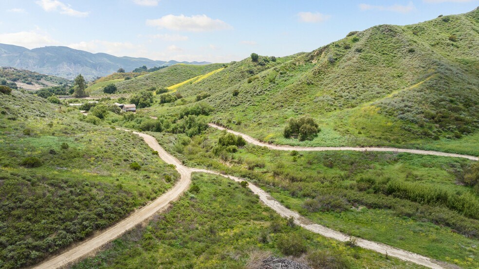 More Photos Of 0 Dickenson Rd, Santa Paula Land For Sale