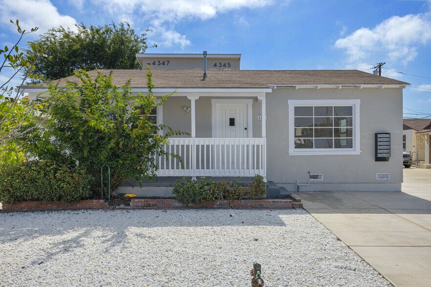 More Photos Of 4343 Bancroft St, San Diego Multifamily For Sale