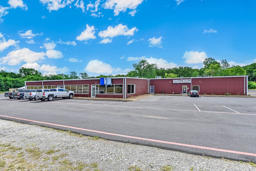 More Photos Of 4006 Texoma Pky, Denison General Retail For Sale