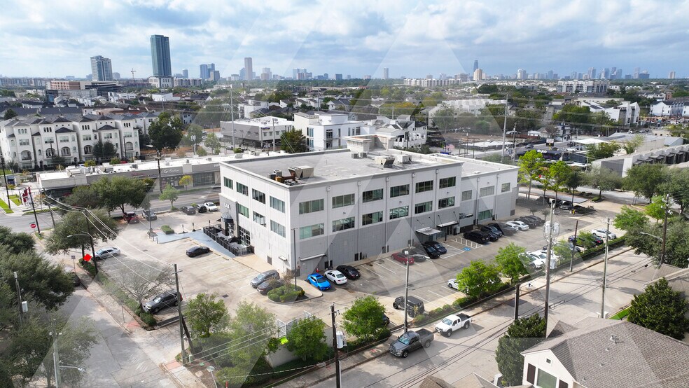More Photos Of 4000 Washington, Houston Unknown For Lease