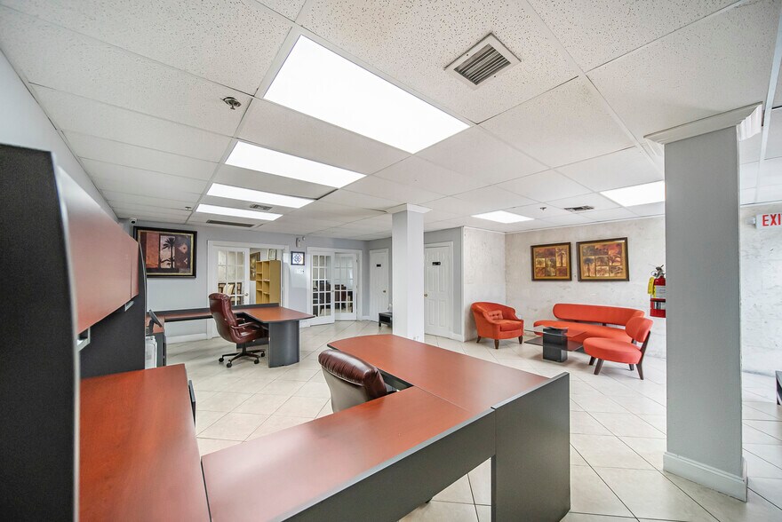 More Photos Of 3018 NW 79th Ave, Doral Warehouse For Lease