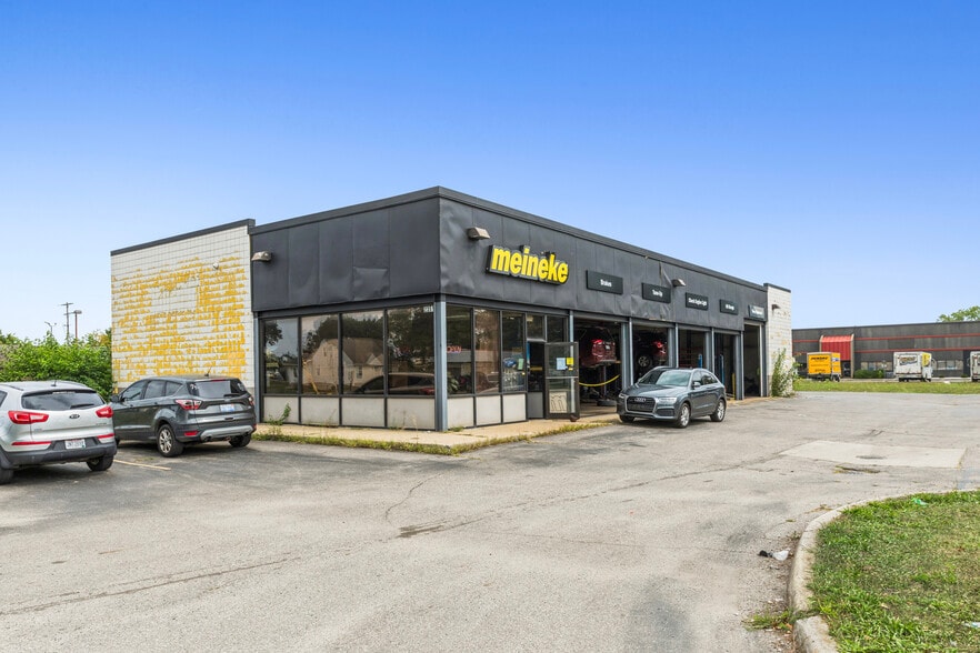 More Photos Of 2351 S Sprinkle Rd, Kalamazoo Auto Repair For Sale
