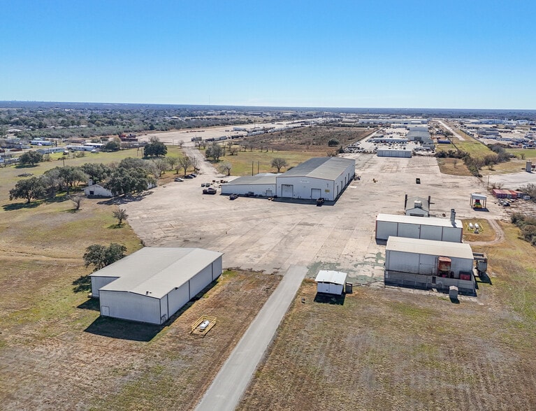 More Photos Of 3199 Old Goliad Rd, Victoria Industrial For Sale