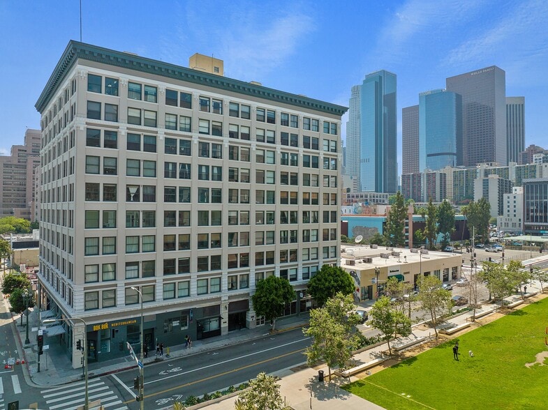More Photos Of 108 W 2nd St, Los Angeles Apartments For Sale