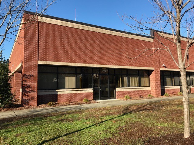 More Photos Of 173 Towerview Ct, Cary Flex For Lease