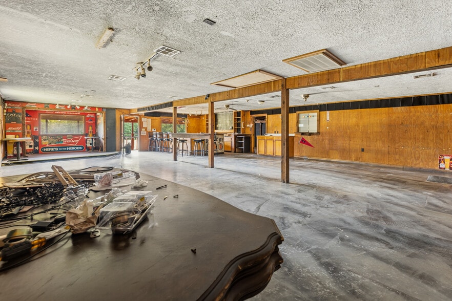 More Photos Of 11310 FM 1725 Rd, Cleveland Restaurant For Sale