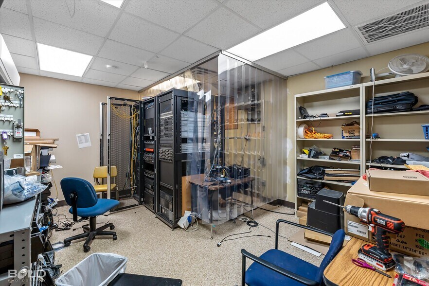 More Photos Of 523 Oxford Rd, Mansfield Office For Sale