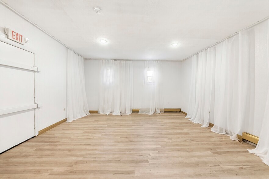 More Photos Of 951-953 Clinton Ave, Irvington Storefront Retail Residential For Lease