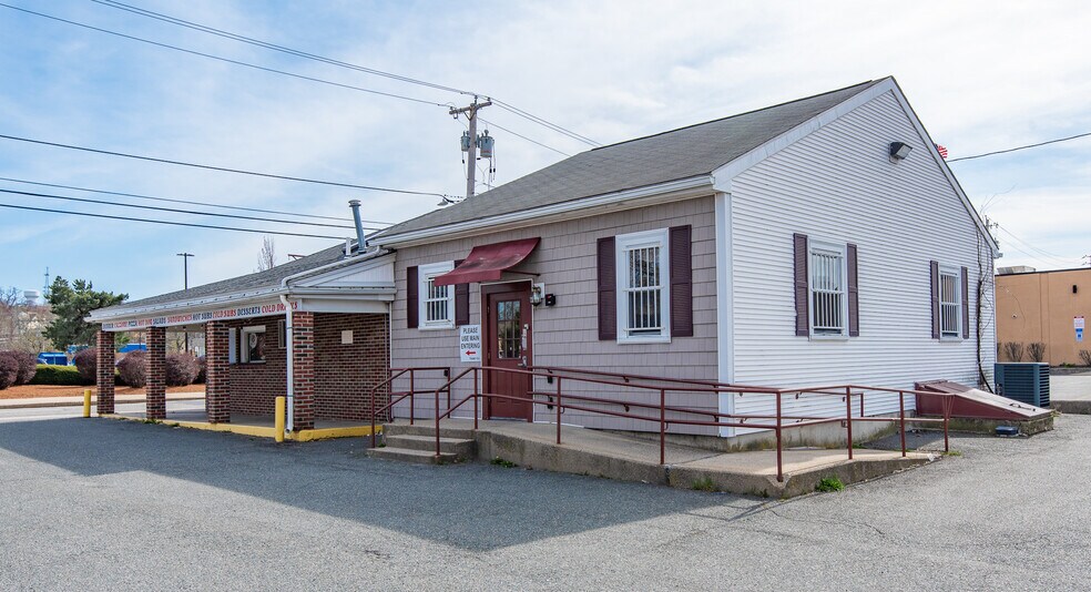 Primary Photo Of 420 Social St, Woonsocket Restaurant For Sale