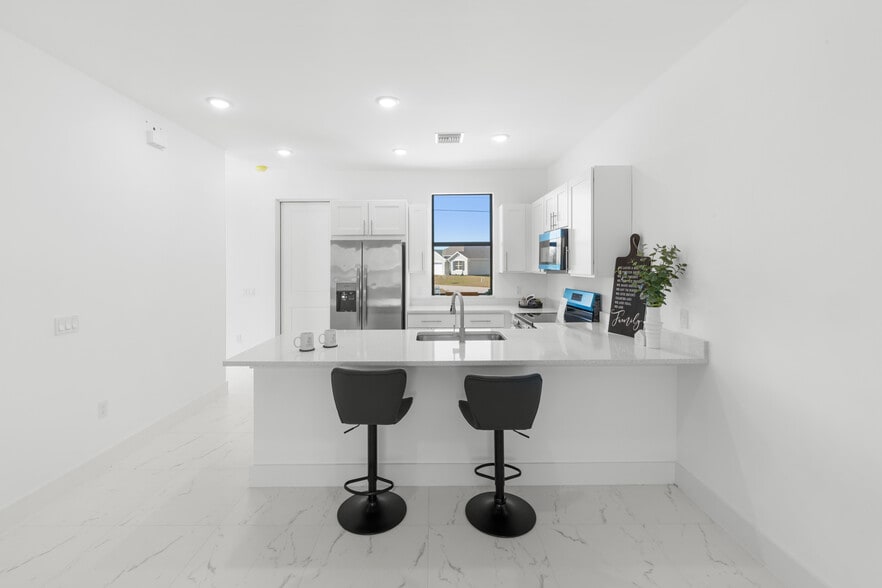 More Photos Of 2418 Xelda Ave N, Lehigh Acres Multifamily For Sale