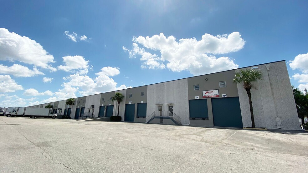 More Photos Of 8740-8890 NW 102nd St, Medley Warehouse For Lease