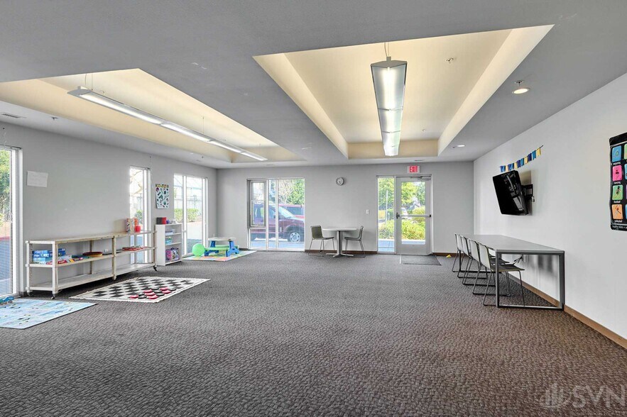 More Photos Of 8719 SE Monterey Ave, Happy Valley Apartments For Sale