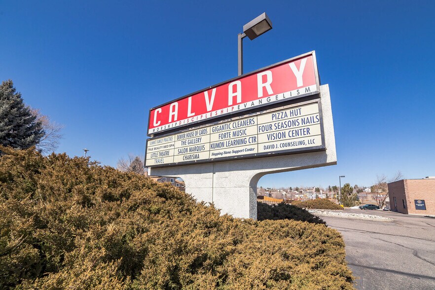 More Photos Of 9012-9142 W Ken Caryl Ave, Littleton Unknown For Lease